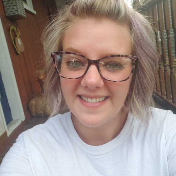 Meet your Posher, Kristina - Picture 1 of 1